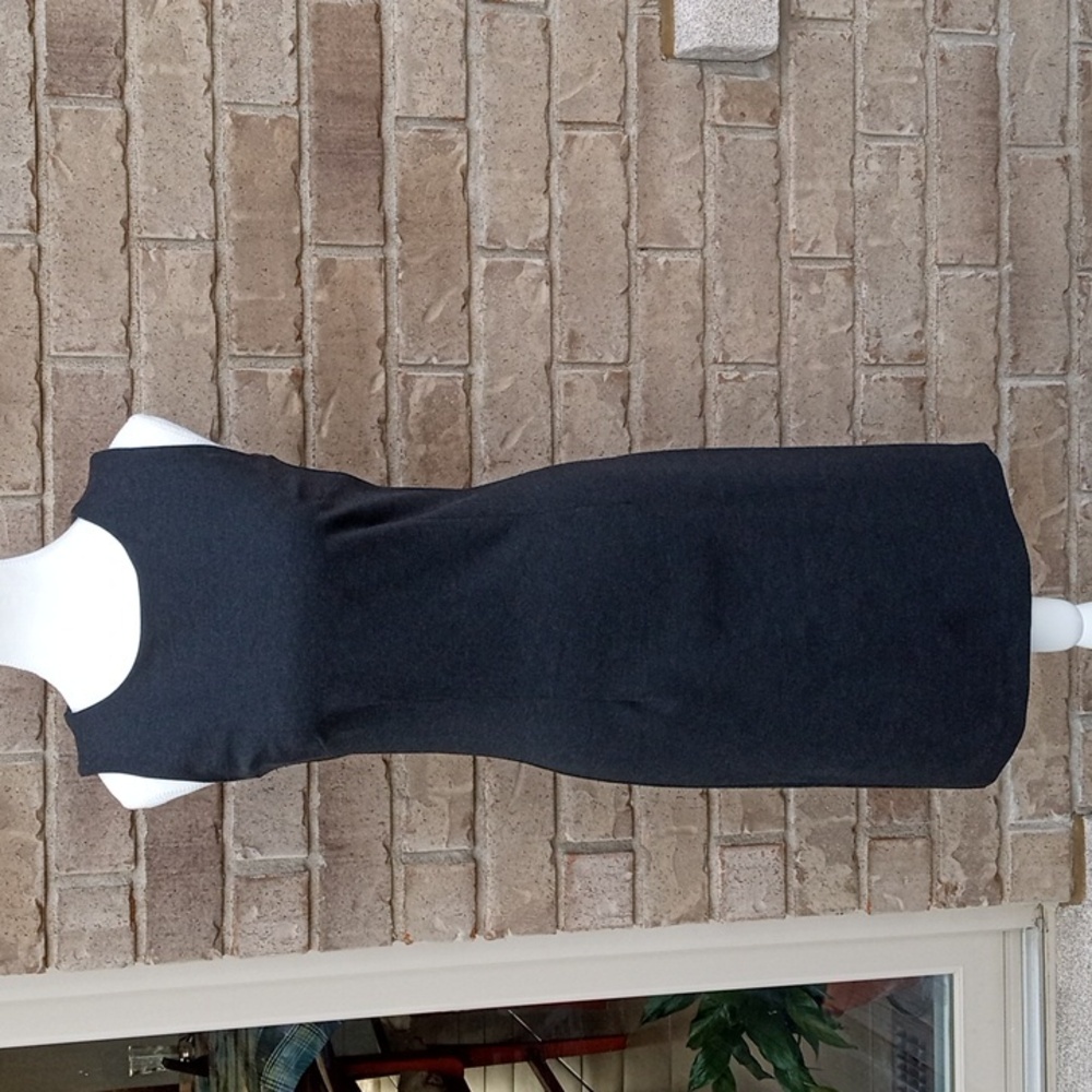 Holt Renfrew Charcoal Sleeveless Midi Dress